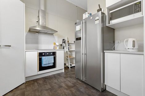 Photo of property in 35 West Street, West End, Palmerston North, 4412