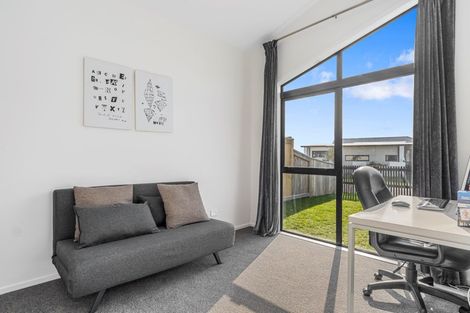 Photo of property in 26 Knightia Drive, Papamoa Beach, Papamoa, 3118