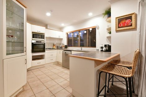 Photo of property in 12 Wyn Close, Kaukapakapa, 0871