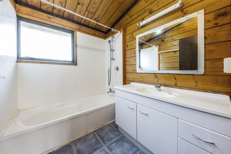 Photo of property in 14 Derrimore Heights, Clover Park, Auckland, 2019