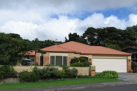 Photo of property in 91 Spence Road, Henderson, Auckland, 0612