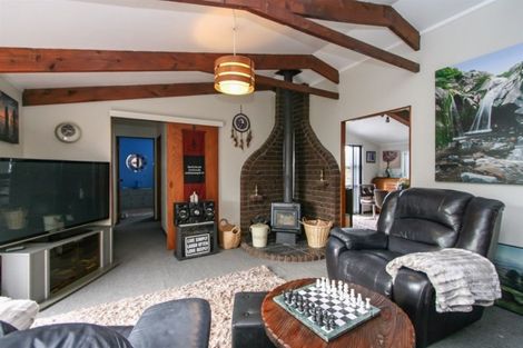 Photo of property in 27 Towai Street, Inglewood, 4330