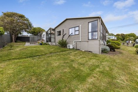 Photo of property in 13 Stirling Street, Kakanui, Oamaru, 9495