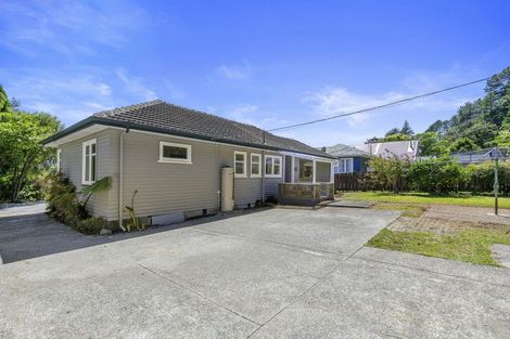 Photo of property in 710 Main Road North, Te Marua, Upper Hutt, 5018