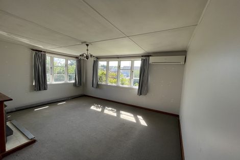 Photo of property in 12 Hillary Crescent, Upper Riccarton, Christchurch, 8041