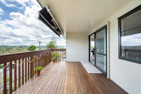 Photo of property in 8a Aeroview Drive, Beach Haven, Auckland, 0626