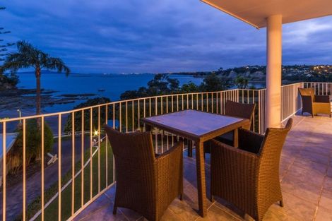 Photo of property in 2/57 Rock Isle Road, Torbay, Auckland, 0630