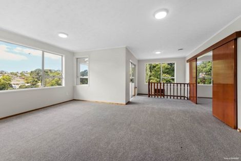 Photo of property in 34 Regency Place, Sunnynook, Auckland, 0632