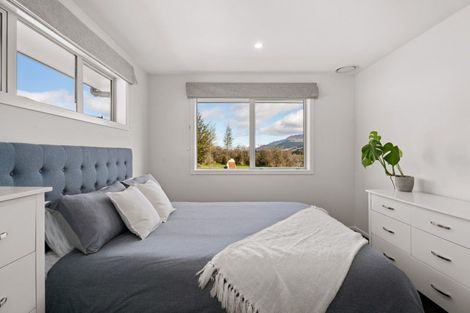 Photo of property in 4 Keble Lane, Lower Shotover, Queenstown, 9304