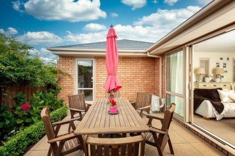 Photo of property in 2/49 Gardiners Road, Bishopdale, Christchurch, 8051