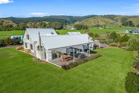 Photo of property in 48 Mountain View Drive, Manakau, Otaki, 5583