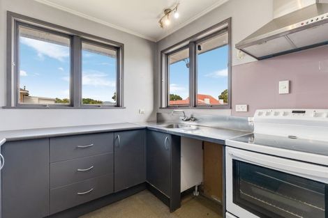 Photo of property in 7 Newington Road, Henderson, Auckland, 0612