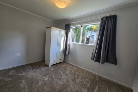 Photo of property in 18 Dunstall Place, Mangere Bridge, Auckland, 2022