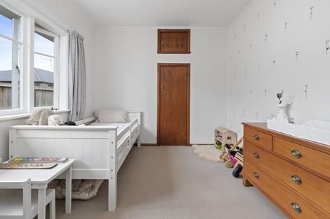 Photo of property in 77 Clarkin Road, Fairfield, Hamilton, 3214