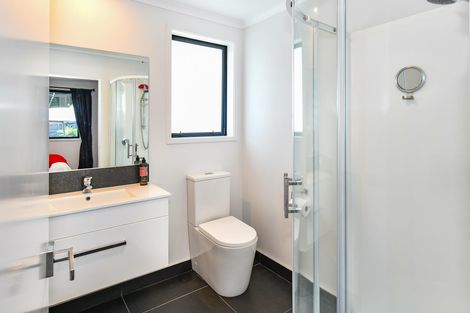 Photo of property in 11 Ulcoats Lane, Pokeno, 2402