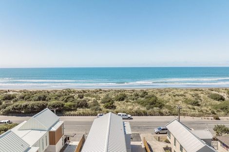 Photo of property in 4/50 Marine Parade, North New Brighton, Christchurch, 8083