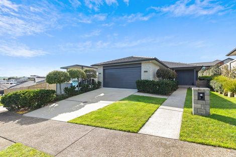 Photo of property in 9 Puhirake Crescent, Pyes Pa, Tauranga, 3112