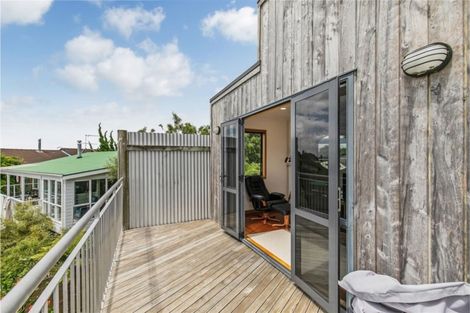 Photo of property in 66 Spinnaker Drive, Te Atatu Peninsula, Auckland, 0610
