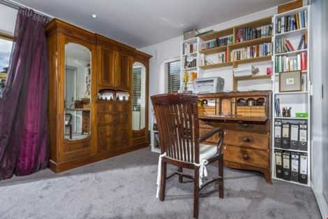 Photo of property in 1 Naviti Place, Browns Bay, Auckland, 0630