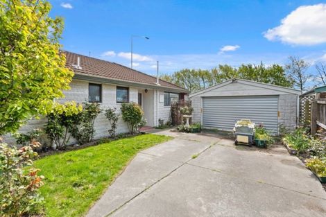 Photo of property in 68a Sarabande Avenue, Redwood, Christchurch, 8051