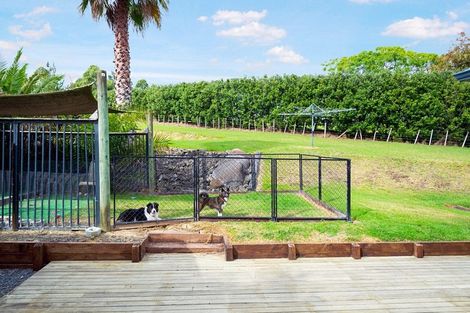 Photo of property in 141 Mangakura Road, Helensville, 0875