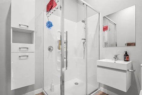 Photo of property in 4a Shanly Street, Waipawa, 4210