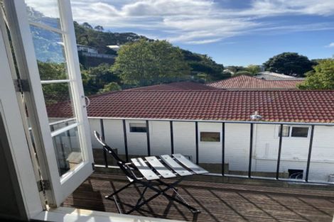 Photo of property in 6 Kilmister Avenue, Thorndon, Wellington, 6011