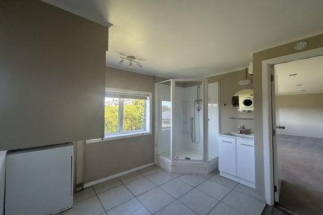 Photo of property in 6 Crichton Terrace, Hauraki, Auckland, 0622