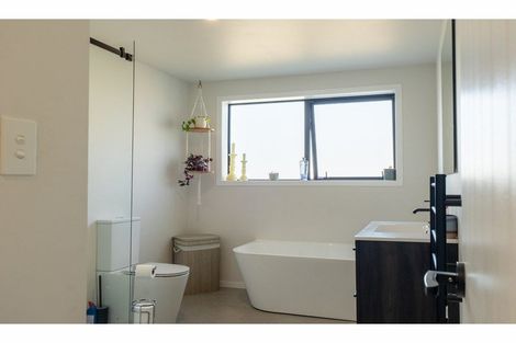 Photo of property in 1 Tussock Crescent, Twizel, 7901