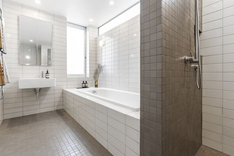 Photo of property in 3 Rawene Avenue, Westmere, Auckland, 1022