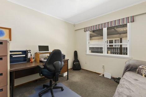 Photo of property in 23 Holyoake Crescent, Avalon, Lower Hutt, 5011