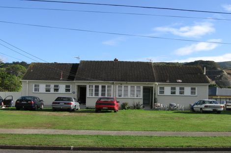 Photo of property in 19 Biddle Crescent, Taita, Lower Hutt, 5011