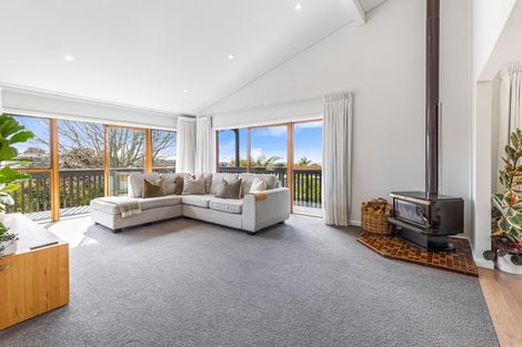 Photo of property in 20 Surville Place, Mairangi Bay, Auckland, 0630