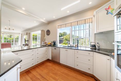 Photo of property in 67 Queens Grove, Hutt Central, Lower Hutt, 5010