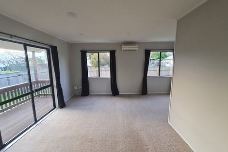 Photo of property in 26 Pukeko Street, Paraparaumu, 5032
