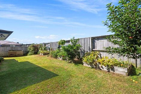 Photo of property in 82 Puhirake Crescent, Pyes Pa, Tauranga, 3112