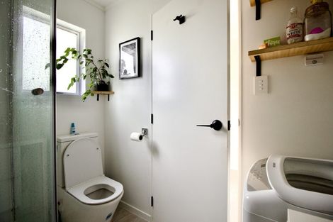 Photo of property in 6 Wiriana Place, Stanmore Bay, Whangaparaoa, 0932