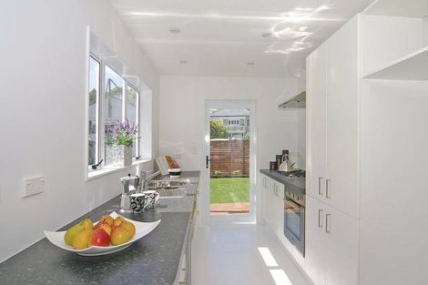 Photo of property in 23 Arcus Way, Hataitai, Wellington, 6021