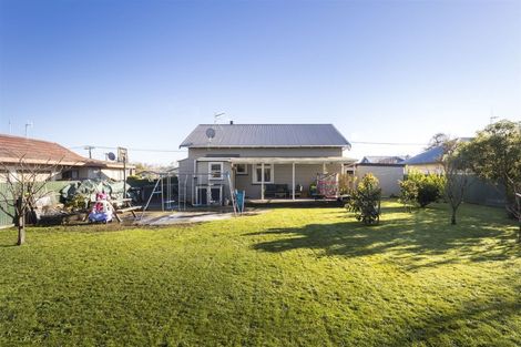 Photo of property in 17 Carthew Street, Feilding, 4702