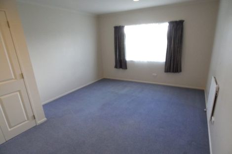 Photo of property in 18 Brittany Drive, Henderson, Auckland, 0612