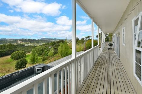 Photo of property in 173 Pinchgut Road, Kaukapakapa, 0873