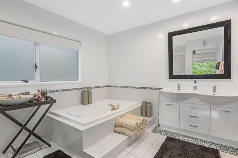 Photo of property in 75 Mercury Way, Whitby, Porirua, 5024