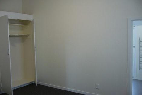 Photo of property in 4 Hawker Street, Mount Victoria, Wellington, 6011