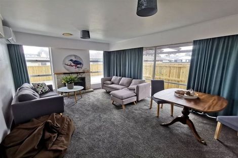 Photo of property in 16a Kings Drive, Levin, 5510