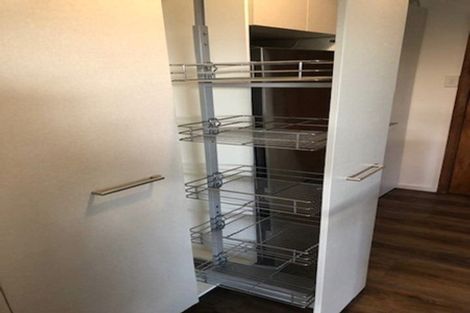 Photo of property in 2/37 Singers Road, Korokoro, Lower Hutt, 5012