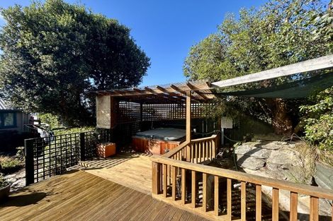 Photo of property in 32 Edna Street, Ocean View, Dunedin, 9035