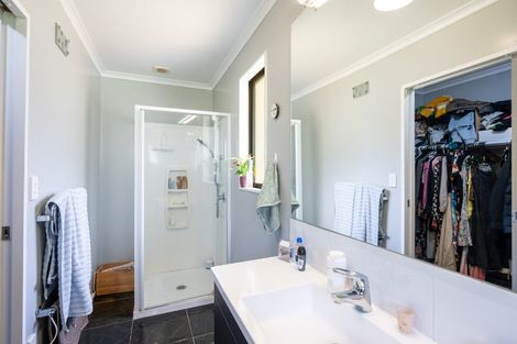 Photo of property in 38 Saddleback Road, Todds Valley, Nelson, 7071