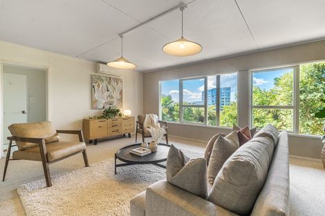 Photo of property in 15a Rangitoto Terrace, Milford, Auckland, 0620