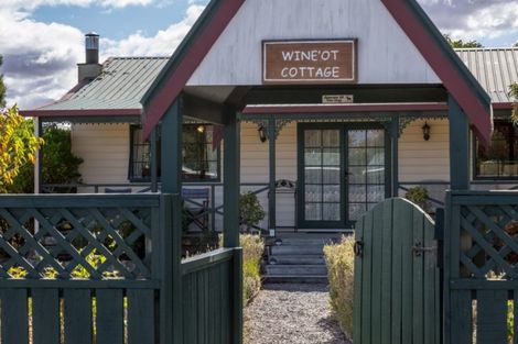 Photo of property in 61 Dublin Street, Martinborough, 5711