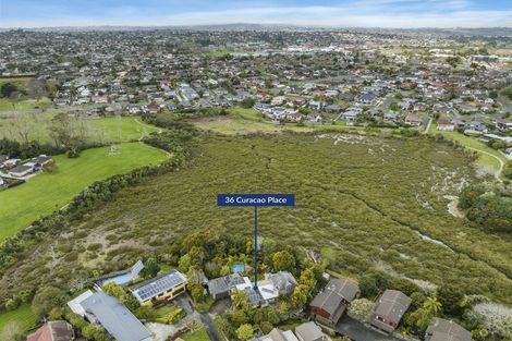 Photo of property in 36 Curacao Place, Half Moon Bay, Auckland, 2012